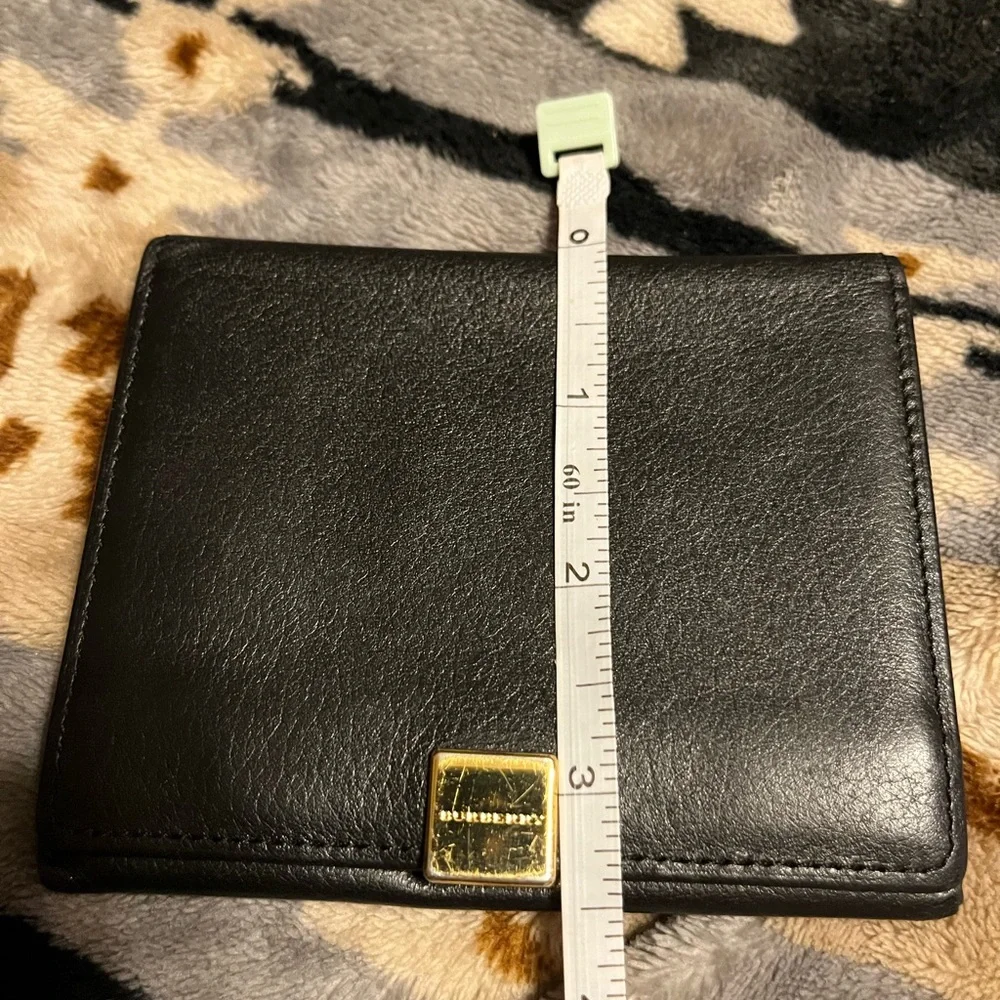 Burberry EUC Vintage Men’s Black Leather Wallet with Gold Accent - Picture 5 of 14